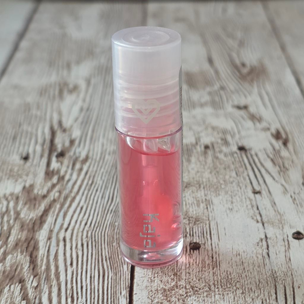 Kaja Juicy Glass Lip Oil Rose Hip Spritz Pink 0.07 oz mini